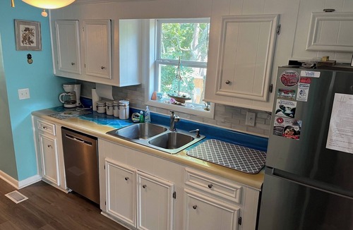 Tranquil Harbour House | Second Chances: Short distance to the surf!