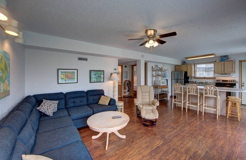 Avon Cottage | Semi-Oceanfront Beach Cottage I. Access across street to shops and restaurants