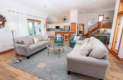 Pine Island House | Semi-Oceanfront, Close to Beach, Private Pool, Rec Room, PI13, Ocean's 13