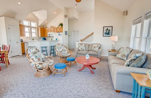 Rodanthe House | Semi-Oceanfront Dog Friendly w/Private Pool, Hot Tub, Game and Media Rooms