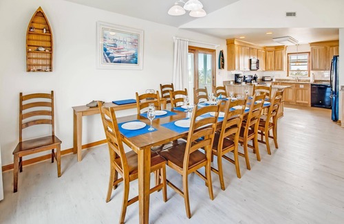 Waves House | Semi-Oceanfront Dog Friendly w/Pool, Hot Tub, Game Room, Theater, Tiki Bar