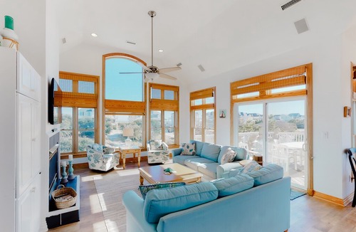 Pine Island House | Semi-Oceanfront Home In Corolla w/Heated Pool & Hot Tub