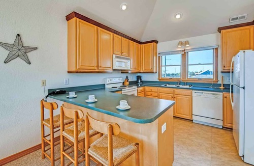 Salvo House | Semi-Oceanfront Home w/Hot Tub, Smart TVs, Beach Nearby. Fit for a Beachcomber!