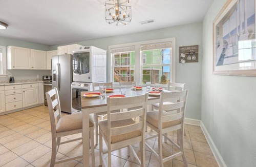 Rodanthe House | Semi-Oceanfront Home w/Private Saltwater Pool, Hot Tub, Rodanthe Pier Passes