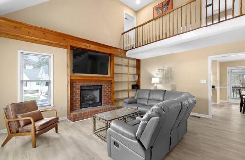 Northeast Raleigh Villa | Serene Haven Retreat