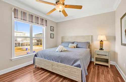 Oak Island House | Serenity Sands Beach Retreat