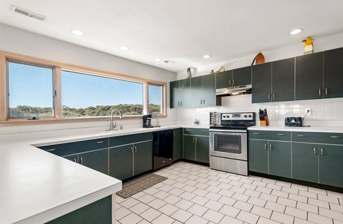 Duck House | Shady Dippin: Private Pool, Hot Tub, Dog-friendly
