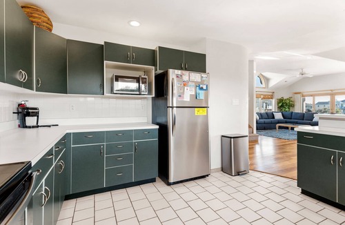 Duck House | Shady Dippin: Private Pool, Hot Tub, Dog-friendly