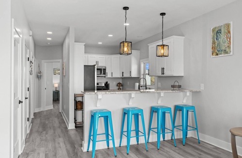 Harkers Island Condo | Shell Point- Sound Front Condo with Boat Slip Access