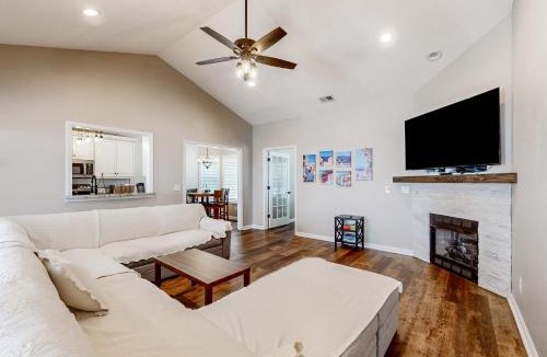 Calabash House | Shells & Shores