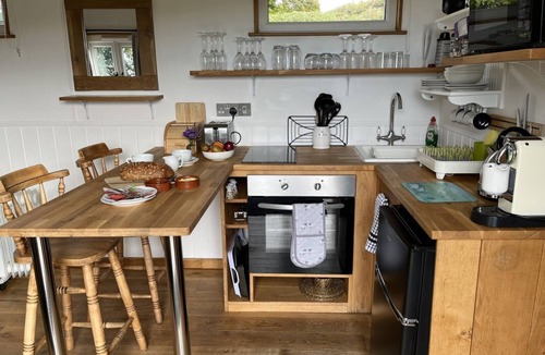 Farden House | Shepherds Cabin: Couples Retreat