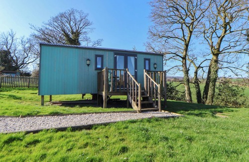 Rushton Spencer Cottage | SHEPHERDS DELIGHT, pet friendly, character holiday cottage in Leek