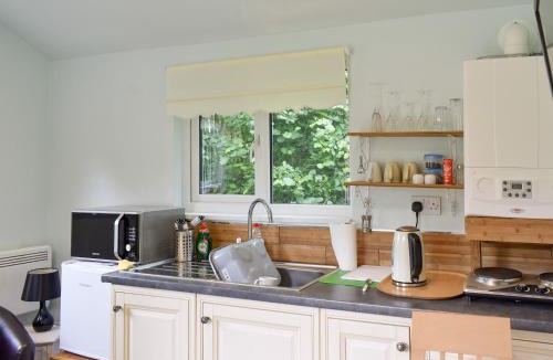 Five Oak Green House | Shepherds Hut 3 At Laddingford - Uk32532