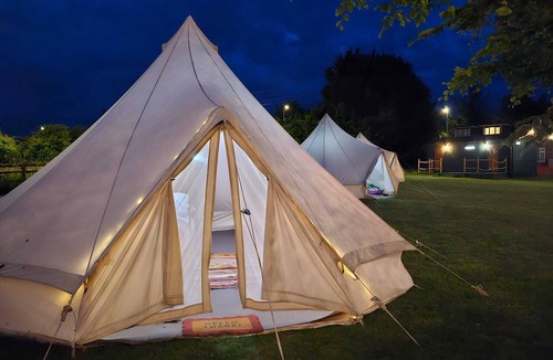 Durrington Apartment | Shepherds Hut - Double - Ensuite
