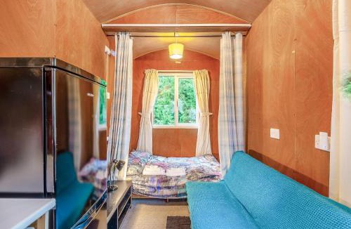 Abbess Roding House | Shepherds Hut