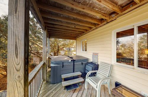 Ocean Sands House | Shore Beats Work