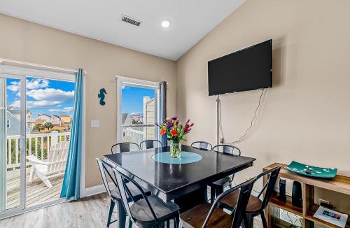Surf City House | Shore Thing