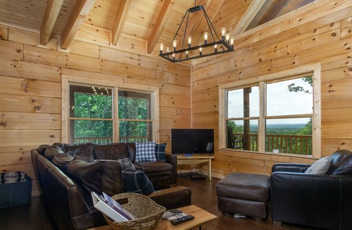 Morganton Cabin | Shortoff Mountain Retreat | Secluded Cabin with Access to Outdoor Activities