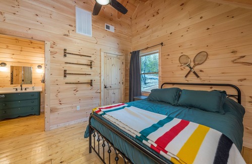 Morganton Cabin | Shortoff Mountain Retreat | Secluded Cabin with Access to Outdoor Activities