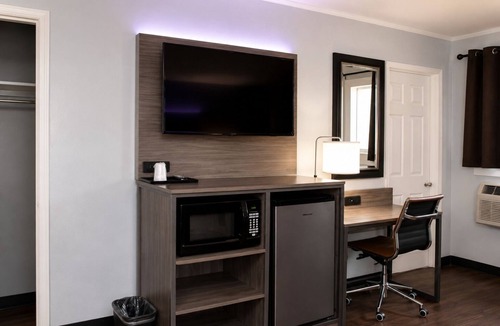 Siler City Hotel | Siler City Motor Lodge