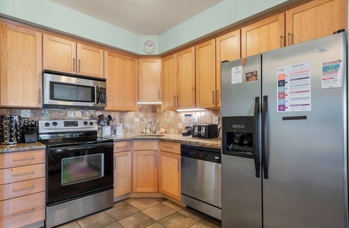 Kill Devil Hills Condo | Simplicity: Oceanfront, Pool, Beach Access