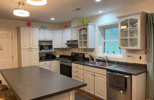 Oriental House | Sirena's Isle - Waterfront, Dock boat lift, pet friendly and fenced yard.