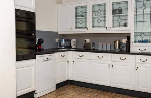 St. Columb Major Cottage | Situated within the peaceful countryside setting of Goss Moor