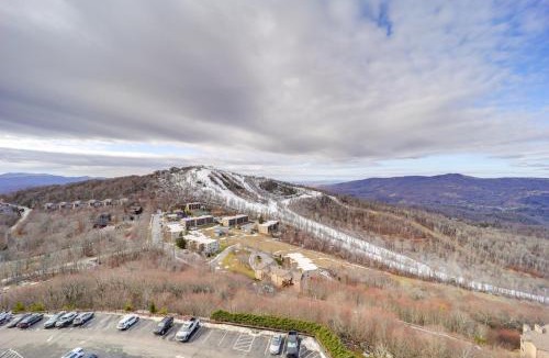 Sugar Mountain Apartment | Ski, Hike and Explore Cozy Condo in Sugar Mountain!