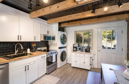 Beech Mountain House | Skinny Love at Beech