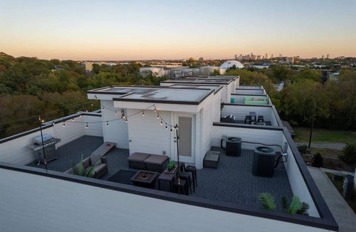 Haynes Area House | Skyline Serenity Spacious Nashville Retreat