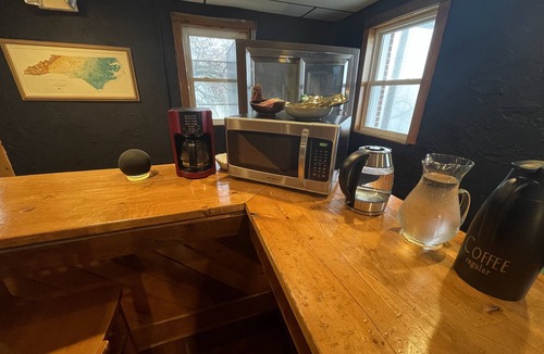 Marion Hotel | Skyline Village Inn