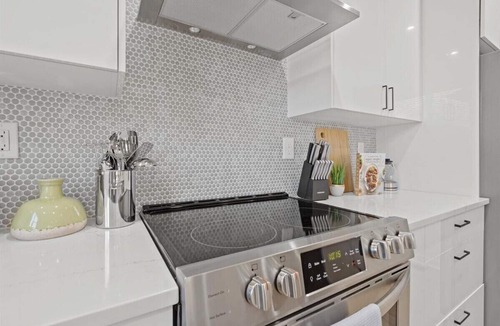 North Charlotte Apartment | Sleek Private Room in Charlotte near Wells Fargo