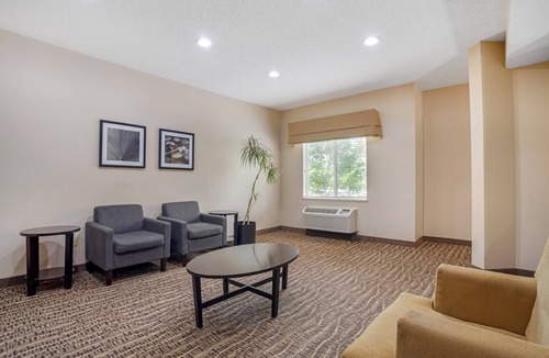 Concord Hotel | Sleep Inn & Suites at Concord Mills