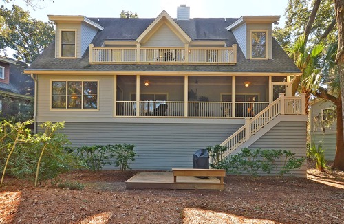Vanderhorst Plantation House | Sleep10 minutes from the beach community pool, golf