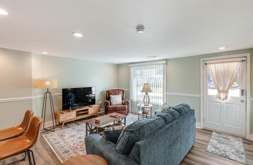 Burgaw House | Small-Town Charm and Local Dining Home in Burgaw!