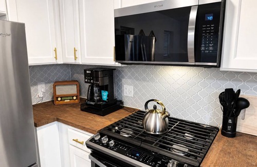 Sylvania House | Small-Town Charm Meets Modern Comfort at Azalea Lane.