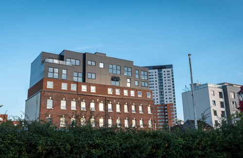 Ocean Village Apartment | Smart Apartments - The Avenue