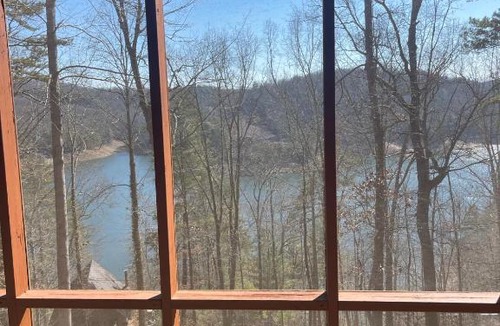 Unaka House | Smokey Mountain Cabin