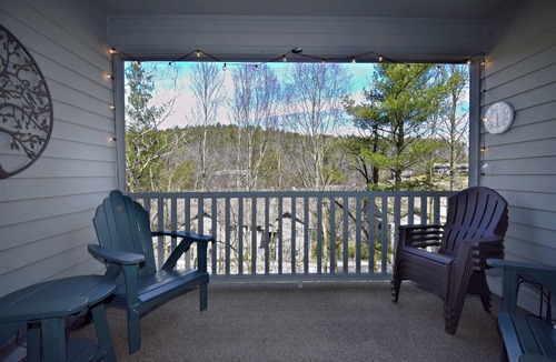 Blowing Rock Condo | Smokies 2 | Fireplace, Restaurant, Pool, Spa