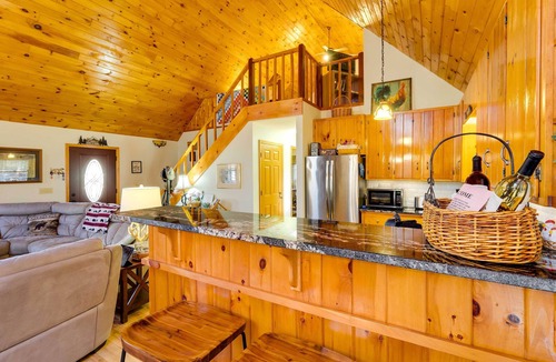 Murphy Cabin | Smoky Mountain Cabin w/Fire Pit: Hike & Fish!