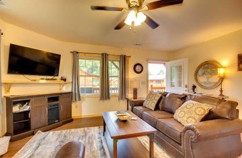 Cherokee House | Smoky Mountain Cabin with Hot Tub and River Views!