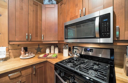 Cullowhee Cabin | Smoky Mtn Cabin in Cashiers & Highlands Area