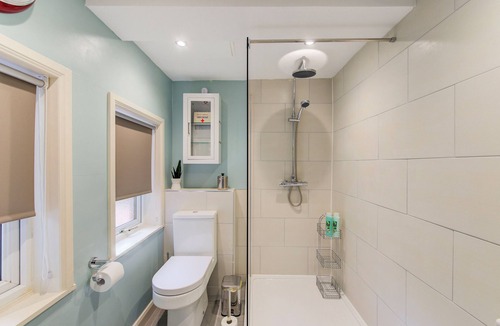 Colinton Apartment | Snug 1 Bed Apartment