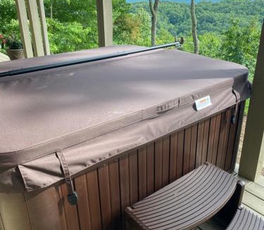 Hendersonville Apartment | Soaking in the Views, a romantic getaway for 2