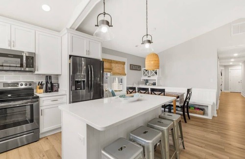 Kill Devil Hills House | Sojourn | Chipwrecked | Bikes, Grill, 6 BR