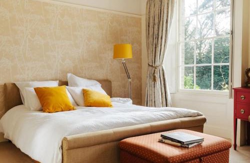 Hopton House | Somerleyton Meadows - Somerley House plus Hut & Hot Tub