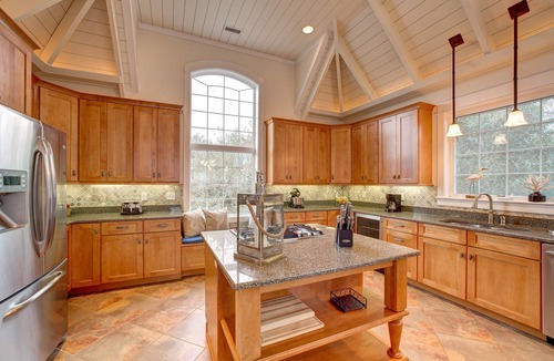 Buxton House | Sound-front vacation home w/private hot tub, WiFi, central AC, balcony, deck