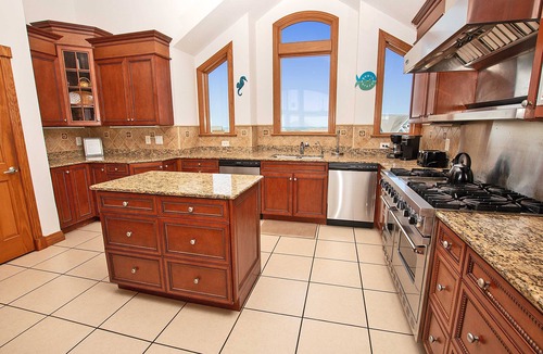Corolla House | Soundside, Priv Pool, H Tub, Media Rm, Sound Vws, CC194, Joy At a Glance