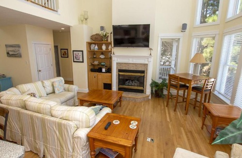 Corolla House | Soundside, Private Pool, Community Amenities, CC10, Fore-Shore