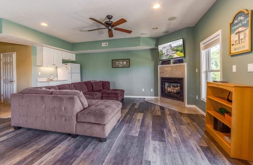 Wind Over Waves House | Soundview Dog Friendly w/Pool, Hot Tub, Cargo Lift, Boat and Windsports Access